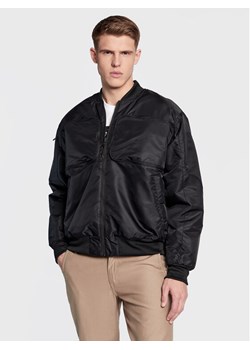 adidas Kurtka bomber Reclaim Reversible HK2760 Czarny Regular Fit ze sklepu MODIVO w kategorii Kurtki męskie - zdjęcie 181077625