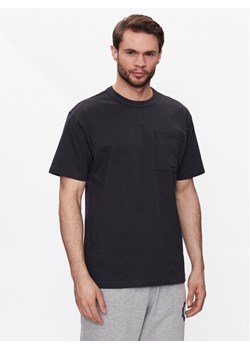 New Balance T-Shirt Athletics Nature State MT23567 Czarny Relaxed Fit - id: 0000302698820 - marki New Balance - 181079875 New Balance T-Shirt Athletics Nature State MT23567 Czarny Relaxed Fit ze sklepu MODIVO w kategorii T-shirty męskie - zdjęcie 181079875