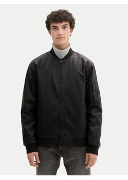 Tom Tailor Denim Kurtka z imitacji skóry 1041780 Czarny Regular Fit ze sklepu MODIVO w kategorii Kurtki męskie - zdjęcie 181080036