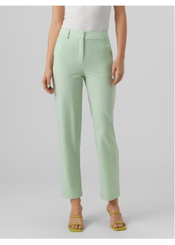 Vero Moda Spodnie materiałowe Zelda 10261257 Zielony Straight Fit ze sklepu MODIVO w kategorii Spodnie damskie - zdjęcie 181080266