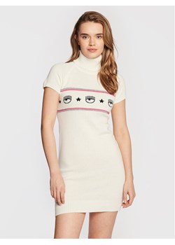 Chiara Ferragni Sukienka dzianinowa 73CBOM96 Biały Slim Fit ze sklepu MODIVO w kategorii Sukienki - zdjęcie 181080805