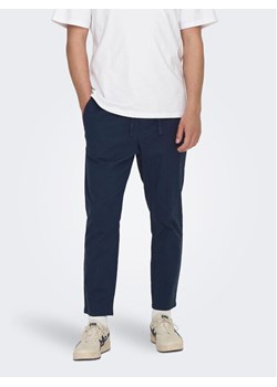 Only & Sons Spodnie materiałowe 22024966 Granatowy Tapered Fit ze sklepu MODIVO w kategorii Spodnie męskie - zdjęcie 181082427