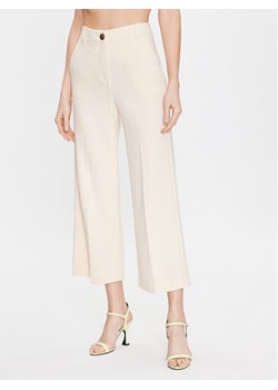 Marella Spodnie materiałowe Minerva 2337810334 Écru Regular Fit ze sklepu MODIVO w kategorii Spodnie damskie - zdjęcie 181083436