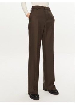 AMI PARIS Spodnie materiałowe FTR435.WV0053 Brązowy Flare Fit ze sklepu MODIVO w kategorii Spodnie damskie - zdjęcie 181083746