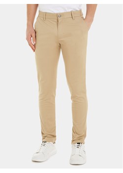 Calvin Klein Jeans Chinosy J30J317669 Beżowy Slim Fit ze sklepu MODIVO w kategorii Spodnie męskie - zdjęcie 181084278
