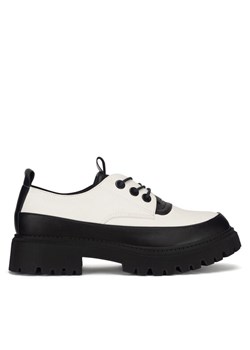DeeZee Loafersy WS5875-10 Biały ze sklepu MODIVO w kategorii Lordsy damskie - zdjęcie 181084367