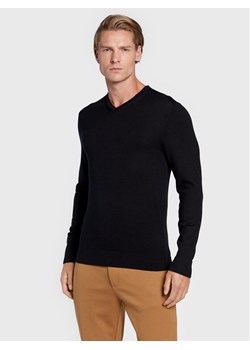 Calvin Klein Sweter Superior K10K110423 Czarny Regular Fit ze sklepu MODIVO w kategorii Swetry męskie - zdjęcie 181084457