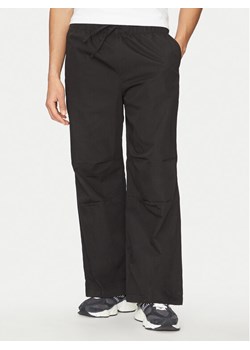 Jack&Jones Spodnie materiałowe Parachute 12260931 Czarny Loose Fit ze sklepu MODIVO w kategorii Spodnie męskie - zdjęcie 181084466