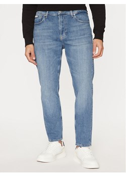 Calvin Klein Jeans Jeansy J30J327175 Niebieski Tapered Fit ze sklepu MODIVO w kategorii Jeansy męskie - zdjęcie 181084526