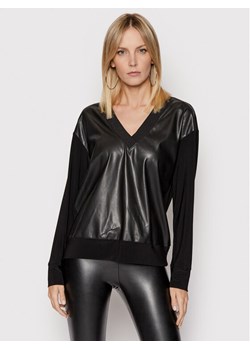 DKNY Bluzka P1RHZC90 Czarny Regular Fit ze sklepu MODIVO w kategorii Bluzki damskie - zdjęcie 181084738
