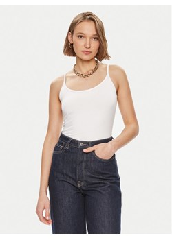 Gina Tricot Top 22470 Biały Slim Fit ze sklepu MODIVO w kategorii Bluzki damskie - zdjęcie 181084757