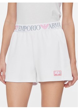 EA7 Emporio Armani Szorty sportowe 3DTS63 TJKWZ 1100 Biały Regular Fit ze sklepu MODIVO w kategorii Szorty - zdjęcie 181086149