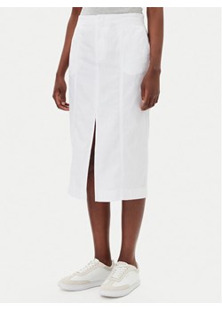 Calvin Klein Jeans Spódnica midi J20J225327 Biały Regular Fit ze sklepu MODIVO w kategorii Spódnice - zdjęcie 181086507