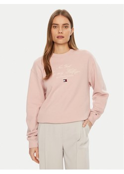 Tommy Hilfiger Bluza Modern Script WW0WW43844 Różowy Regular Fit ze sklepu MODIVO w kategorii Bluzy damskie - zdjęcie 181086708