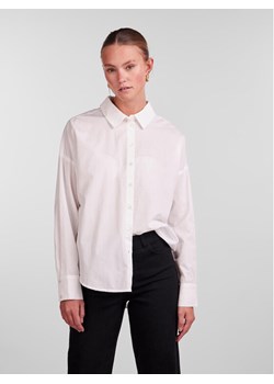 Pieces Koszula 17133909 Biały Loose Fit ze sklepu MODIVO w kategorii Koszule damskie - zdjęcie 181086849