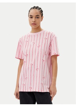 Karl Kani T-Shirt Signature Heart Pinstripe Os 61300127 Różowy Regular Fit ze sklepu MODIVO w kategorii Bluzki damskie - zdjęcie 181087208