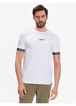 INDICODE T-Shirt Zayn 40-880 Biały Regular Fit ze sklepu MODIVO w kategorii T-shirty męskie - zdjęcie 181087856