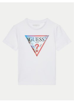 Guess T-Shirt L5GI26 K8HM4 Biały Regular Fit ze sklepu MODIVO w kategorii T-shirty chłopięce - zdjęcie 181088077