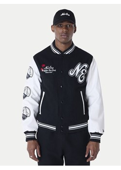 New Era Kurtka bomber Essential Black Varsity 60596264 Czarny Regular Fit ze sklepu MODIVO w kategorii Kurtki męskie - zdjęcie 181088289
