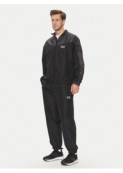 EA7 Emporio Armani Dres 7M000078 AF12948 UC001 Czarny Regular Fit ze sklepu MODIVO w kategorii Dresy męskie - zdjęcie 181088425