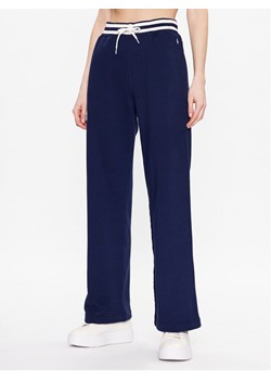 Polo Ralph Lauren Spodnie dresowe 211892659001 Granatowy Regular Fit ze sklepu MODIVO w kategorii Spodnie damskie - zdjęcie 181088427