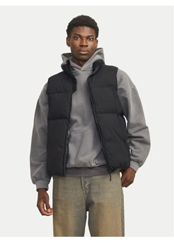 Jack&Jones Kamizelka Vesterbro 12260442 Czarny Regular Fit ze sklepu MODIVO w kategorii Kamizelki męskie - zdjęcie 181088957