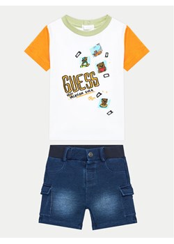 Guess Komplet t-shirt i szorty jeansowe I4GG08 K8HM3 Kolorowy Regular Fit ze sklepu MODIVO w kategorii Komplety niemowlęce - zdjęcie 181089295
