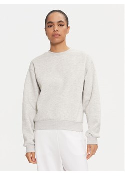 Gina Tricot Bluza Basic 10943 Szary Relaxed Fit ze sklepu MODIVO w kategorii Bluzy damskie - zdjęcie 181090149