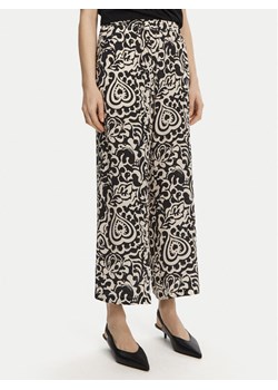 Weekend Max Mara Spodnie materiałowe Reed 2515131082 Czarny Regular Fit ze sklepu MODIVO w kategorii Spodnie damskie - zdjęcie 181090246