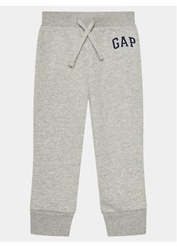 Gap Spodnie dresowe 633913-04 Szary Regular Fit ze sklepu MODIVO w kategorii Spodnie chłopięce - zdjęcie 181090408