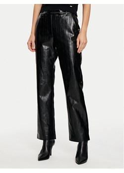 Sisley Spodnie z imitacji skóry 4S6DLF064 Czarny Straight Leg ze sklepu MODIVO w kategorii Spodnie damskie - zdjęcie 181091358