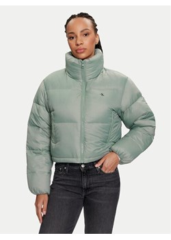 Calvin Klein Jeans Kurtka puchowa J20J223577 Zielony Relaxed Fit ze sklepu MODIVO w kategorii Kurtki damskie - zdjęcie 181091516