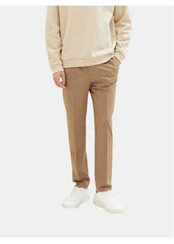 Tom Tailor Denim Chinosy 1037539 Beżowy Tapered Fit ze sklepu MODIVO w kategorii Spodnie męskie - zdjęcie 181091878