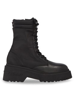 Tommy Jeans Botki Tjw Lace Up Padded Boot EN0EN02405 Czarny ze sklepu MODIVO w kategorii Workery damskie - zdjęcie 181092258