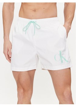 Calvin Klein Swimwear Szorty kąpielowe KM0KM01003 Biały Regular Fit ze sklepu MODIVO w kategorii Kąpielówki - zdjęcie 181092326