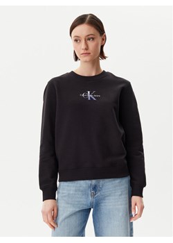 Calvin Klein Jeans Bluza Gradient Monologo J20J225360 Czarny Regular Fit ze sklepu MODIVO w kategorii Bluzy damskie - zdjęcie 181092969