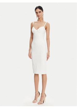 Elisabetta Franchi Sukienka koktajlowa AB-702-51E2 Biały Regular Fit ze sklepu MODIVO w kategorii Sukienki - zdjęcie 181093629