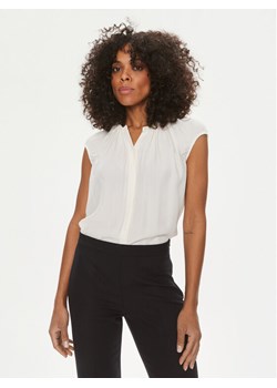 Boss Bluzka Berika 50491355 Biały Regular Fit ze sklepu MODIVO w kategorii Bluzki damskie - zdjęcie 181093657