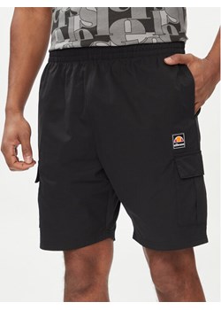 Ellesse Szorty sportowe Caprera SHV17673 Czarny Regular Fit ze sklepu MODIVO w kategorii Spodenki męskie - zdjęcie 181093986
