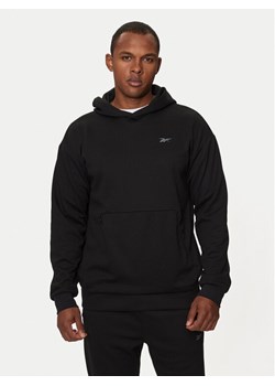 Reebok Bluza Strength Hoodie 100070728 Czarny Regular Fit ze sklepu MODIVO w kategorii Bluzy męskie - zdjęcie 181094206
