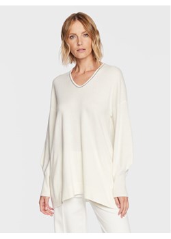 Fabiana Filippi Sweter MAD222W028 Écru Relaxed Fit ze sklepu MODIVO w kategorii Swetry damskie - zdjęcie 181095279