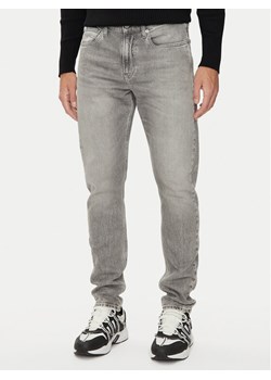 Calvin Klein Jeans Jeansy J30J324833 Szary Slim Fit ze sklepu MODIVO w kategorii Jeansy męskie - zdjęcie 181096006