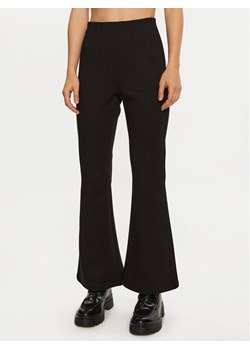 Vero Moda Legginsy Augusta 10313053 Czarny Flared Fit ze sklepu MODIVO w kategorii Spodnie damskie - zdjęcie 181096155