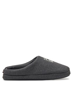 Tommy Hilfiger Kapcie FM0FM05227 Szary ze sklepu MODIVO w kategorii Kapcie męskie - zdjęcie 181097338
