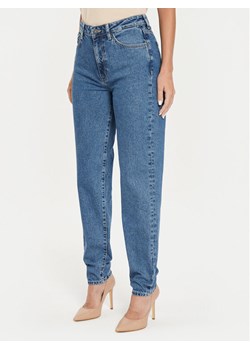 Guess Jeansy W4YA0D D5CC3 Niebieski Relaxed Fit - id: 0000303936532 - marki Guess - 181097536 Guess Jeansy W4YA0D D5CC3 Niebieski Relaxed Fit ze sklepu MODIVO w kategorii Jeansy damskie - zdjęcie 181097536