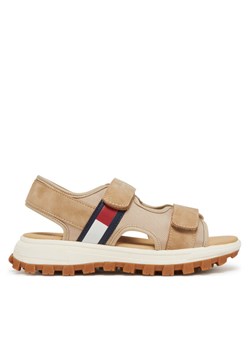 Tommy Hilfiger Sandały T3B2-33901-1692500 S Beżowy ze sklepu MODIVO w kategorii Sandały dziecięce - zdjęcie 181098788