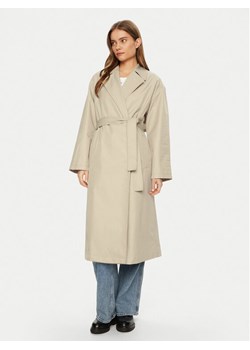Calvin Klein Trencz 00040WL546 Beżowy Regular Fit ze sklepu MODIVO w kategorii Płaszcze damskie - zdjęcie 181099546