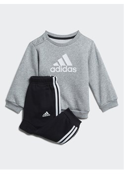 adidas Dres Badge of Sport H28835 Szary Regular Fit ze sklepu MODIVO w kategorii Dresy dla niemowlaka - zdjęcie 181099858