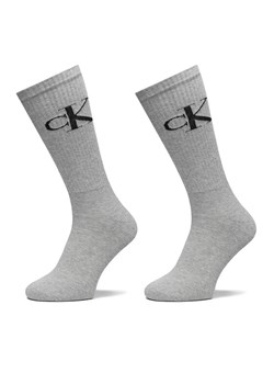 Calvin Klein Jeans Zestaw 2 par wysokich skarpet męskich 701228802 Szary ze sklepu MODIVO w kategorii Skarpetki męskie - zdjęcie 181099909