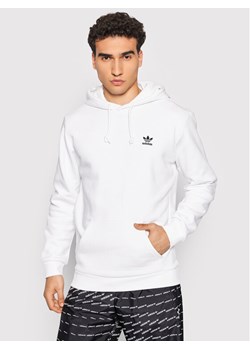 adidas Bluza adicolor Essentials Trefoil H34649 Biały Regular Fit ze sklepu MODIVO w kategorii Bluzy męskie - zdjęcie 181101546